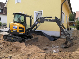 Volvo ECR35D Kurzheck Minibagger Erlangen