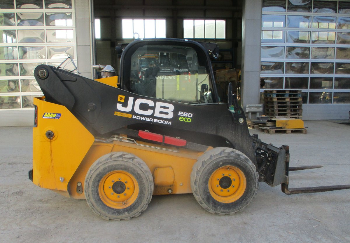 Kompaktlader JCB Powerboom 260