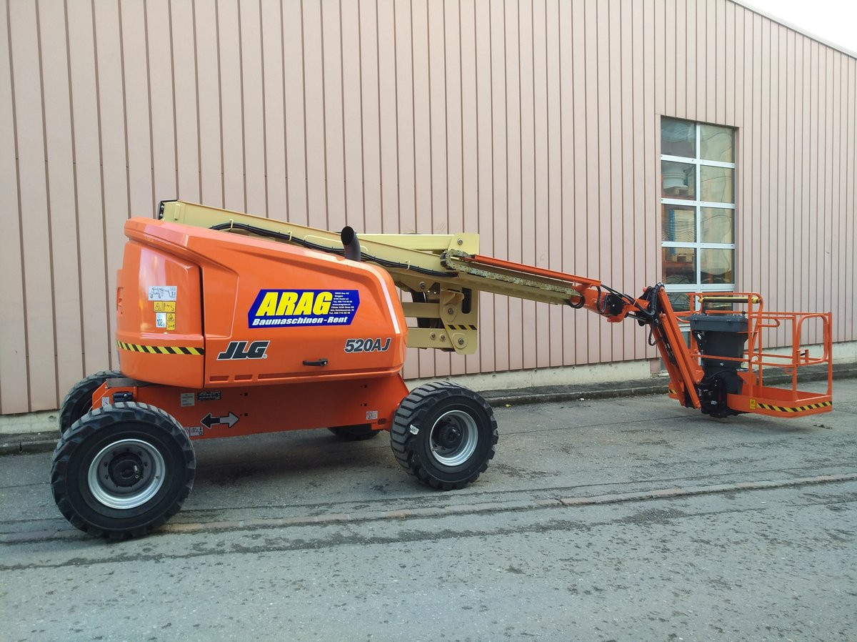 JLG 520 AJ 17 m Hebebühne