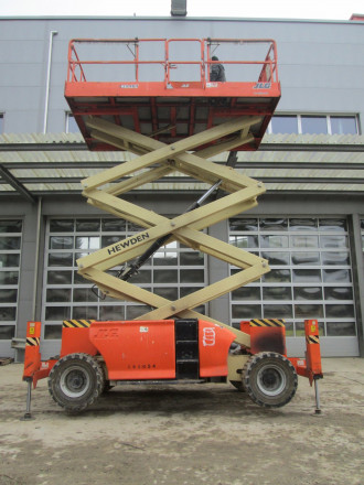 JLG 3394RT Podnośnik nożycowy 10 m