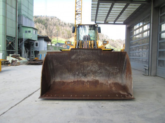 Volvo L 180E 30 to Radlader