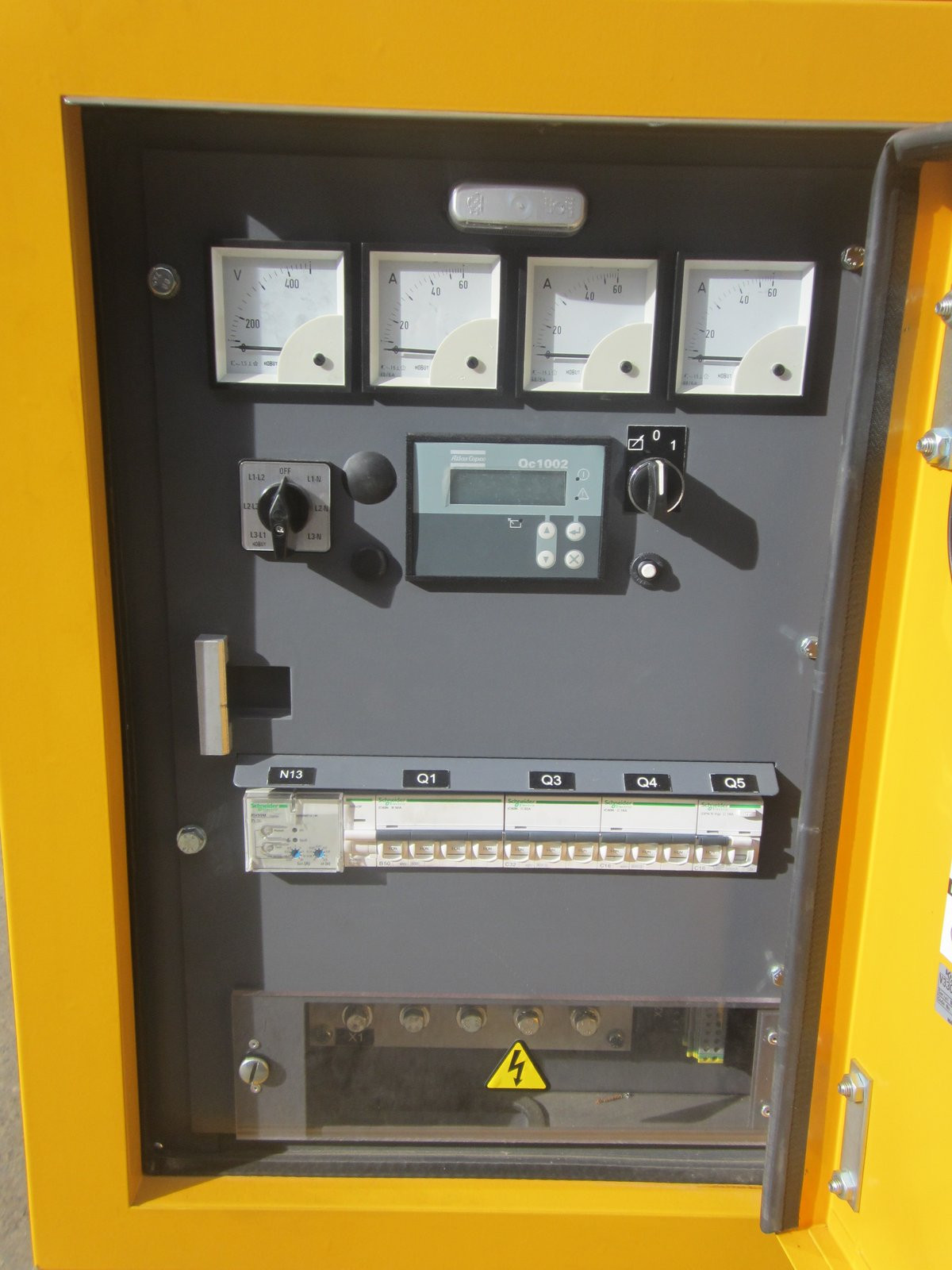 Atlas Copco QAS30 30kVA Stromaggregat Schweiz