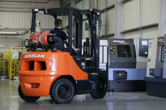 Gasstapler Doosan G35C-5 Potsdam