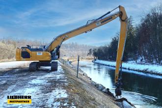 Raupenbagger Liebherr R938-MULTIUSER Schwerin