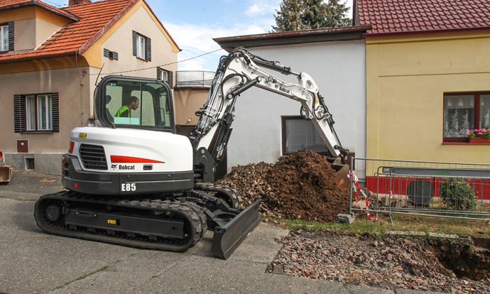 Bobcat Kurzheck Bagger Bobcat E 85 mieten