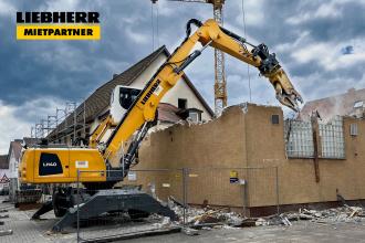 Umschlagbagger Liebherr LH40 M Industrie 