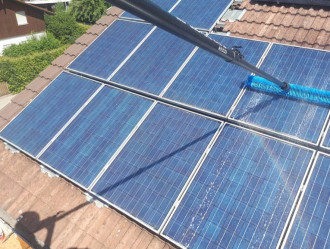 Photovoltaik Reinigung Service