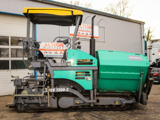 Strassenfertiger VÖGELE SUPER 1300-2