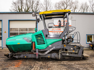 Strassenfertiger VÖGELE SUPER 1800-3i