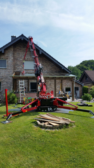 Minikran Hoeflon C6 mit Glasauger