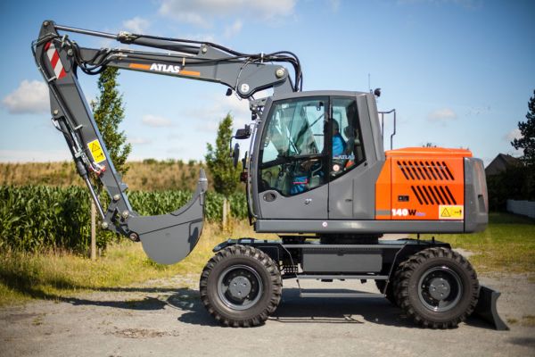 Mobilbagger Atlas 140W Oilquick OQ65 mieten