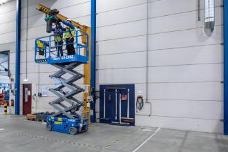 Elektroscherenbühne SBE 7.8