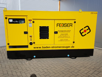 Stromerzeuger 200 kVA / 160 kW mit Fahrgestell 