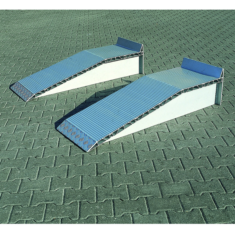 Auffahrkeil/Anffahrrampe mieten