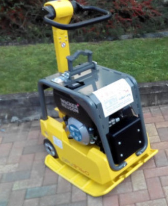 Rüttelplatte 300 kg Kehl Wacker 
