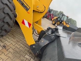 Radlader Komatsu WA 320