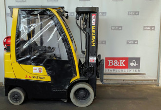 Kompaktstapler Treibgas mit Quattromast 
