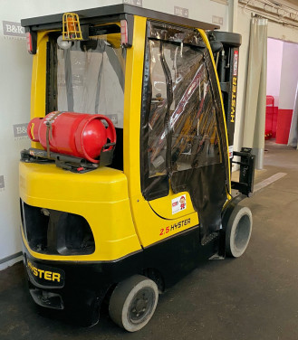 Kompaktstapler Treibgas mit Quattromast