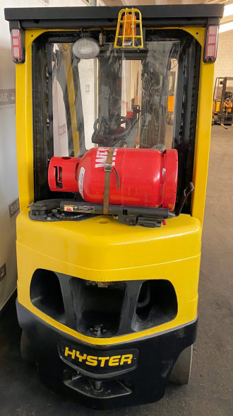 Kompaktstapler Treibgas mit Quattromast