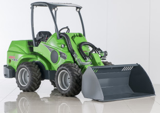 Avant Radlader 750 