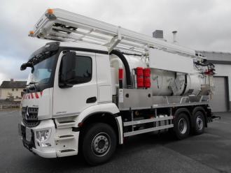 Kombi-Spüler Arocs 2546 L 6x2 ADR