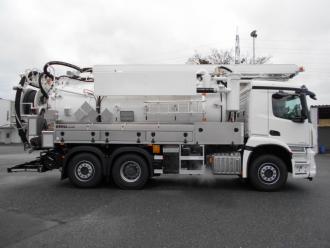 Kombi-Spüler Arocs 2546 L 6x2 ADR