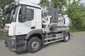 Saugwagen Fäkalie und Schlamm 18 t GG