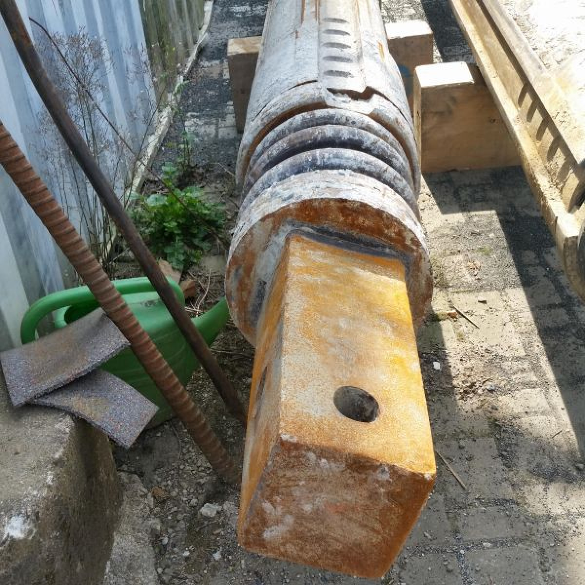 Wiertnica obrotowa Bauer BG 20 H