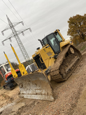 Planierraupe Cat D6N XL mit Trimble 2D Steuerung 