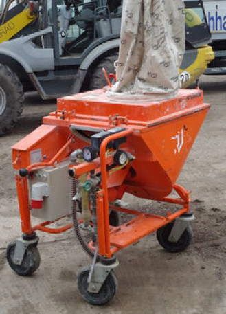 Putzmaschine PFT G4 mit Einblashaube Dessau