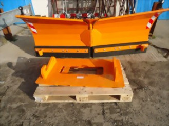 Radlader Kramer 480 mit Schneepflug