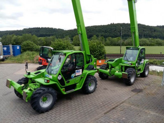 Teleskopstapler 13,6m mieten MERLO P38.14 3,8t