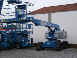 Teleskop Raupenbühne 22m