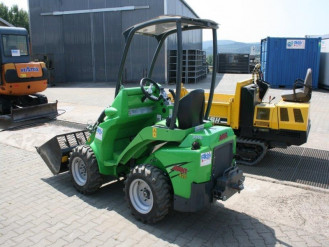 Mini-Radlader AVANT 420