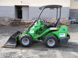 Miniradlader AVANT 635