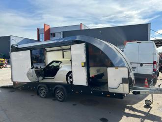BRIAN-JAMES RACE-SPORT Autotransporter für Rennfahrzeuge