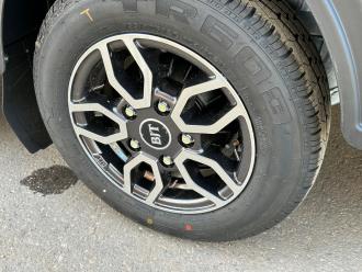 BRIAN-JAMES RACE-SPORT Autotransporter für Rennfahrzeuge