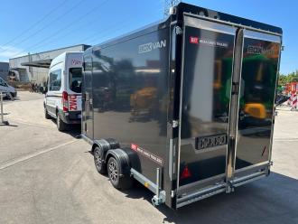 BRIAN-JAMES Box Van Kofferanhänger im Aerodesign