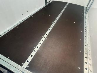 BRIAN-JAMES Box Van Kofferanhänger im Aerodesign