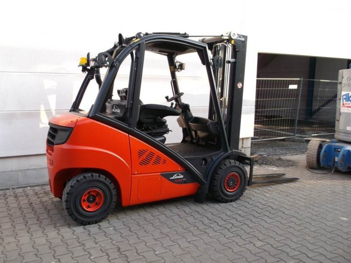 Gabelstapler LINDE H25D 2,5t 5,1 m