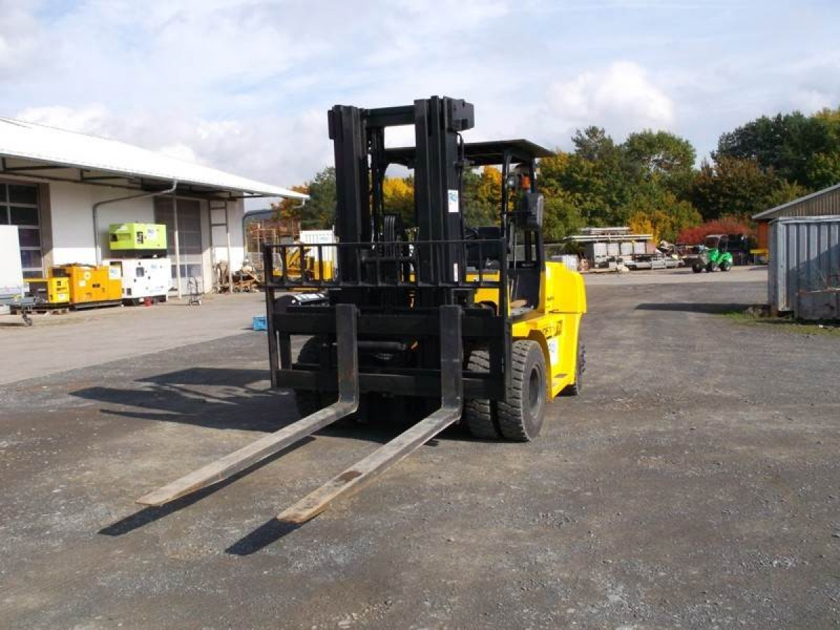 Diesel Gabelstapler HYUNDAI HDF70 7t 5m