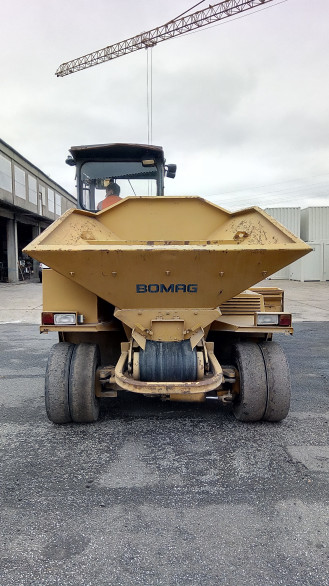 Splittstreuer Bomag 450V Balkenstreugerät