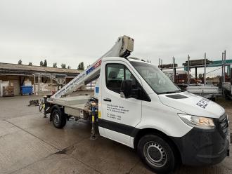 LKW Teleskop-Arbeitsbühne Dino 230 VT