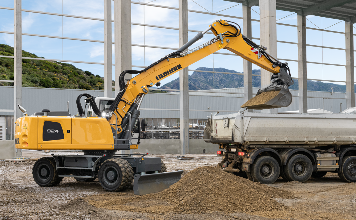 Liebherr A924 Mobilbagger mieten