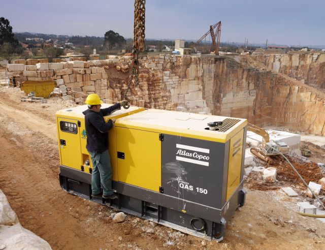 Stromaggregat Atlas Copco QAS150 mieten