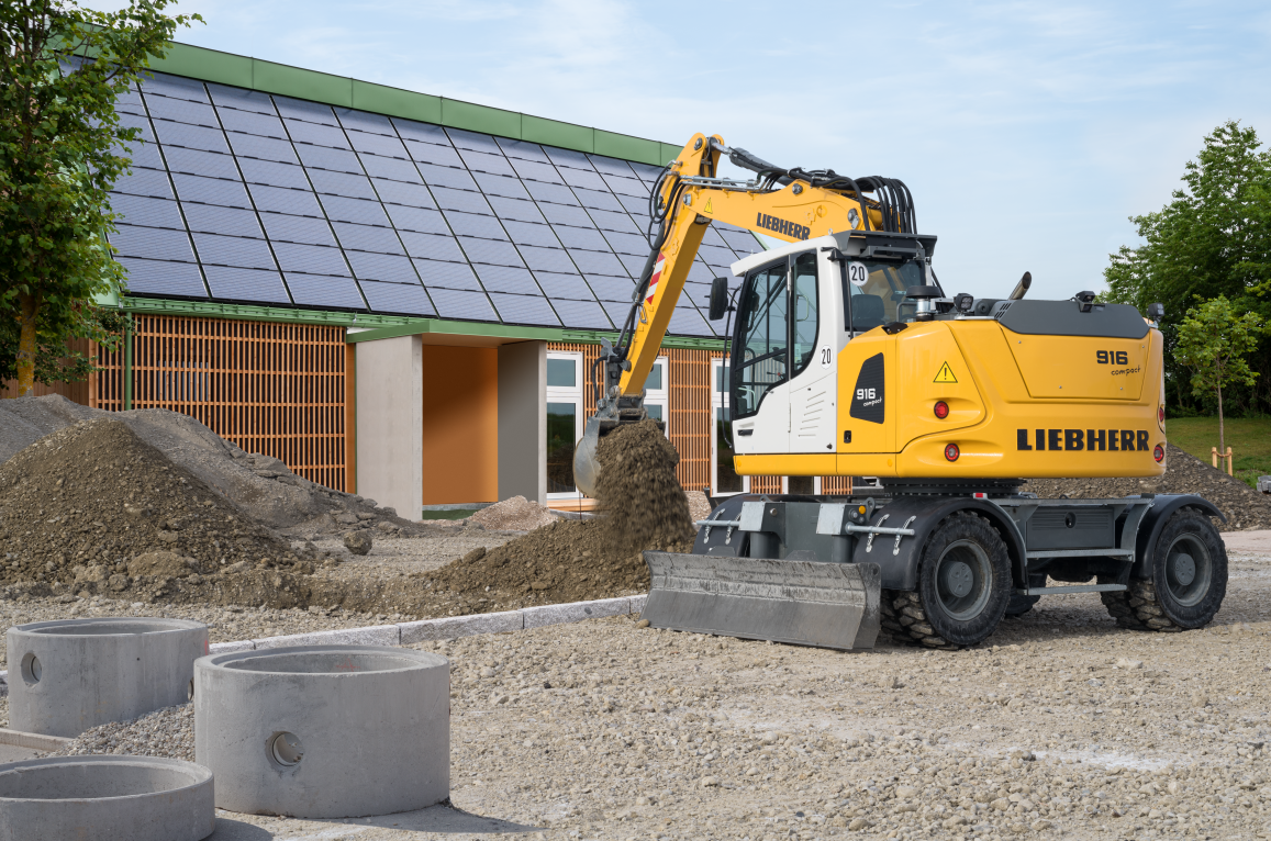 Liebherr A916 Compact Kurzheck Mobilbagger mieten