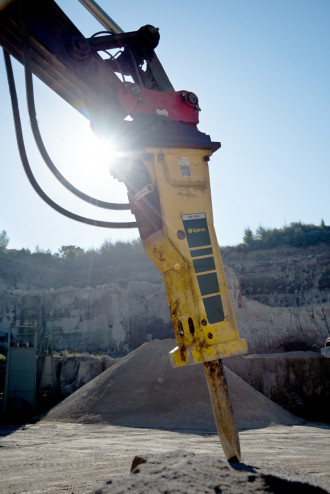 Młot hydrauliczny Epiroc MB 1650 CL 