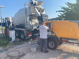 Betoneinbau und Bodenplatten betonieren