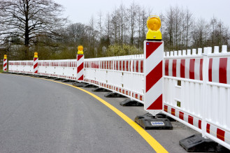 Absturzsicherung inkl. Fußplatte 