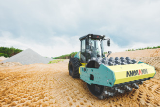 Walzenzug Ammann ARS170 17.000kg Nürnberg